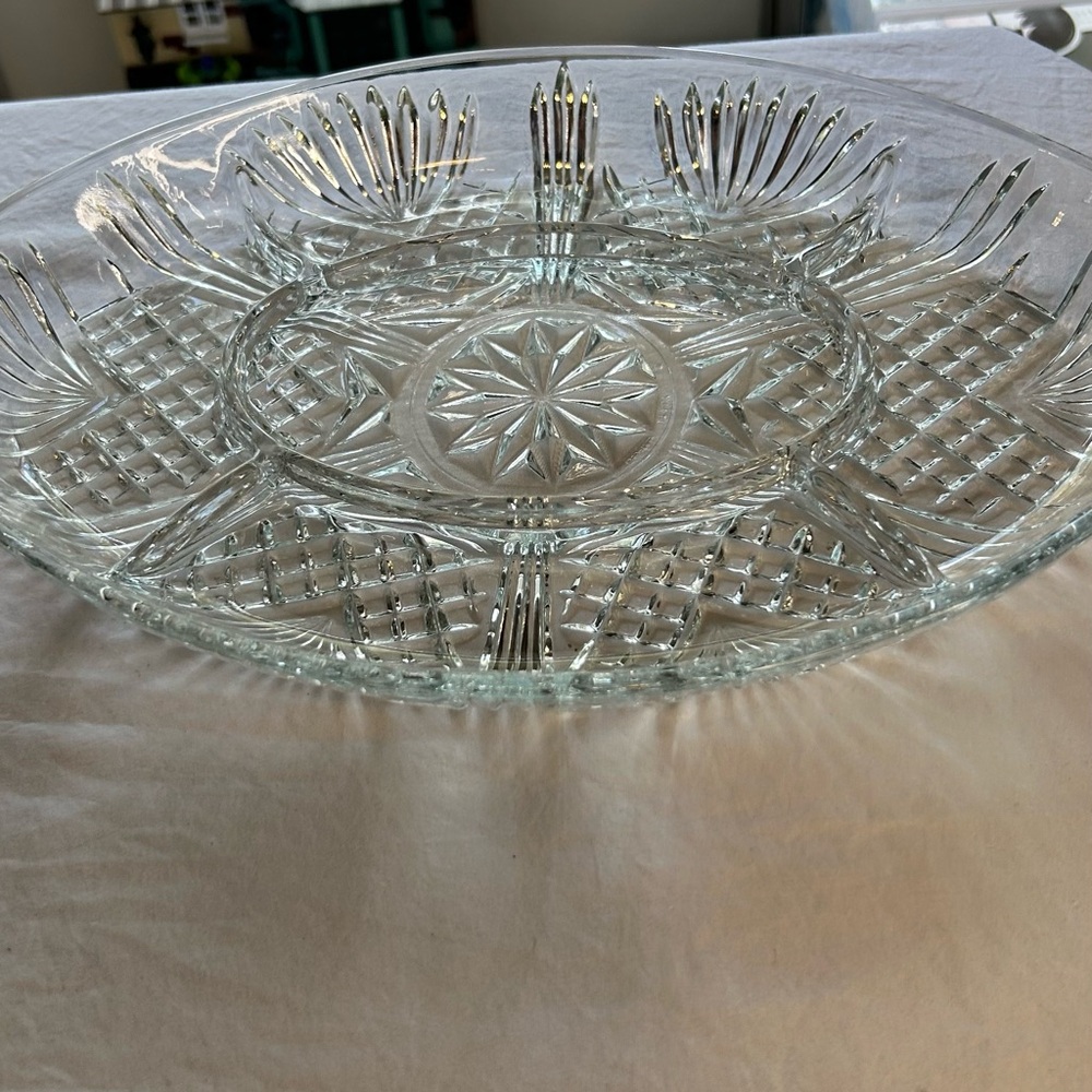 Elegant Clear Glass Serving Platter